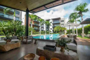 Brand New Spectacular flat nested in Luxury Condo 